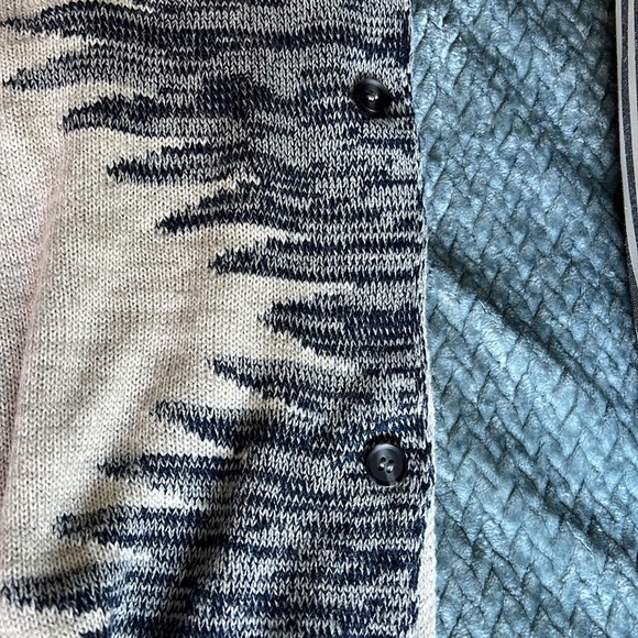 Aztec poncho - Picture 2 of 4